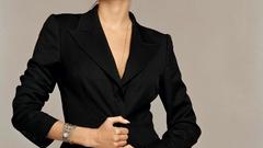 Black-suit Angelina jolie acterss