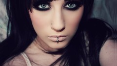 Black woman brunettes piercings Lolina Green