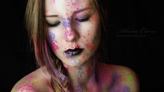 Black woman colors blondes