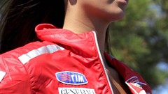 Black woman Ducati asians