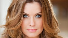 Blondes Carrie Stevens