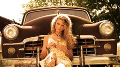 Blondes cars taylor swift