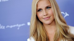 Blondes Claire Holt