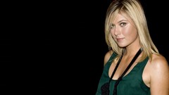 Blondes Green woman maria