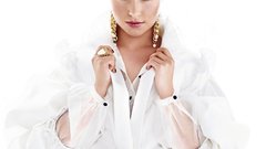 Blondes Hayden panettiere white