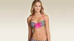 Blondes models elisandra tomacheski