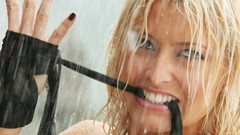 Blondes models holly valance