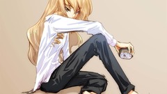 Blondes pants video games