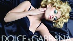 Blondes Scarlett Johansson lying