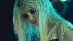 Blondes taylor momsen the pretty reckless