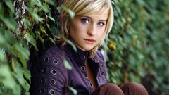 Blondes woman Actress Allison