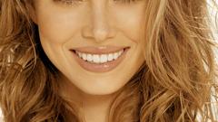 Blondes woman Actress Jessica