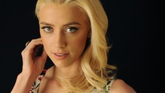 Blondes woman Actress models