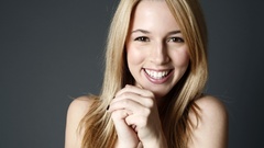 Blondes woman alona tal