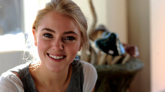 Blondes woman annasophia robb