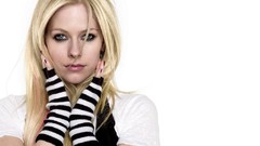Blondes woman Avril Lavigne