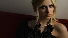 Blondes woman Avril Lavigne