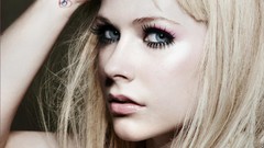 Blondes woman Avril Lavigne