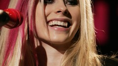 Blondes woman Avril Lavigne