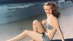 Blondes woman bikini outdoors