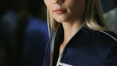 Blondes woman blue eyes