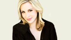 Blondes woman blue eyes