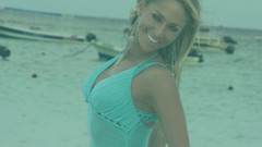 Blondes woman blue eyes