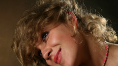 Blondes woman blue eyes