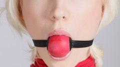 Blondes woman bondage brown