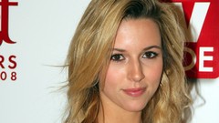 Blondes woman brown eyes