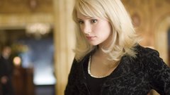 Blondes woman bryce dallas