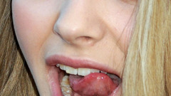 Blondes woman chloe moretz