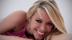 Blondes woman close-up Kristanna