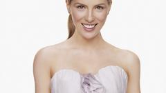 Blondes woman dress Actress