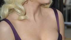 Blondes woman elisha cuthbert