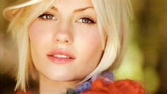Blondes woman elisha cuthbert