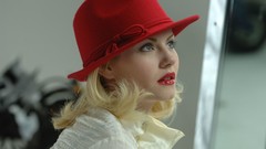 Blondes woman elisha cuthbert