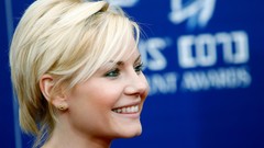 Blondes woman elisha cuthbert