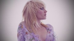 Blondes woman elisha cuthbert