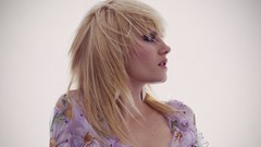 Blondes woman elisha cuthbert