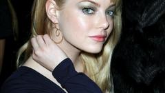 Blondes woman emma stone