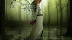 Blondes woman fantasy wings