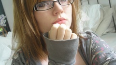 Blondes woman glasses