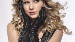 Blondes woman gloves taylor
