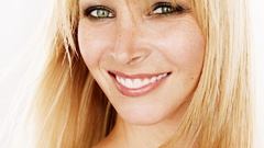 Blondes woman green eyes