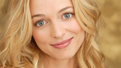 Blondes woman Heather Graham