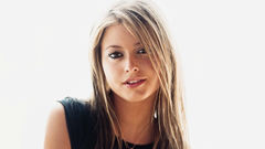Blondes woman holly valance