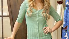 Blondes woman jeans Actress