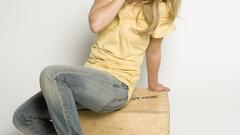 Blondes woman jeans Actress