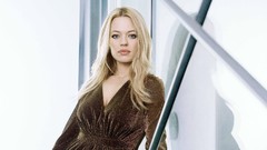 Blondes woman Jeri Ryan